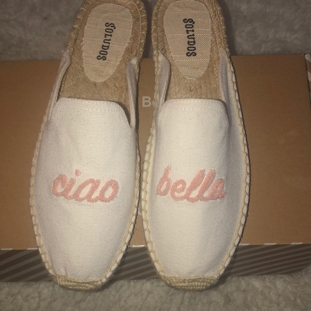 ”SOLUDOS” Beautiful travel CIAO BELLA mules.NWT - Picture 2 of 5